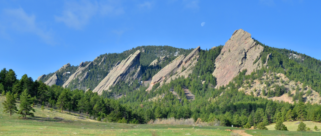 Flatirons Mountains in Boulder, Colorado